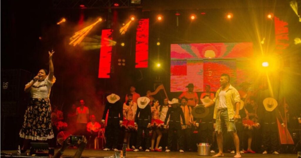 Festival Internacional Yurupary de Oro; donde se disfruta de la música, danza y cultura del Guaviare Festival Internacional Yurupary de Oro; donde se disfruta de la música, danza y cultura del Guaviare