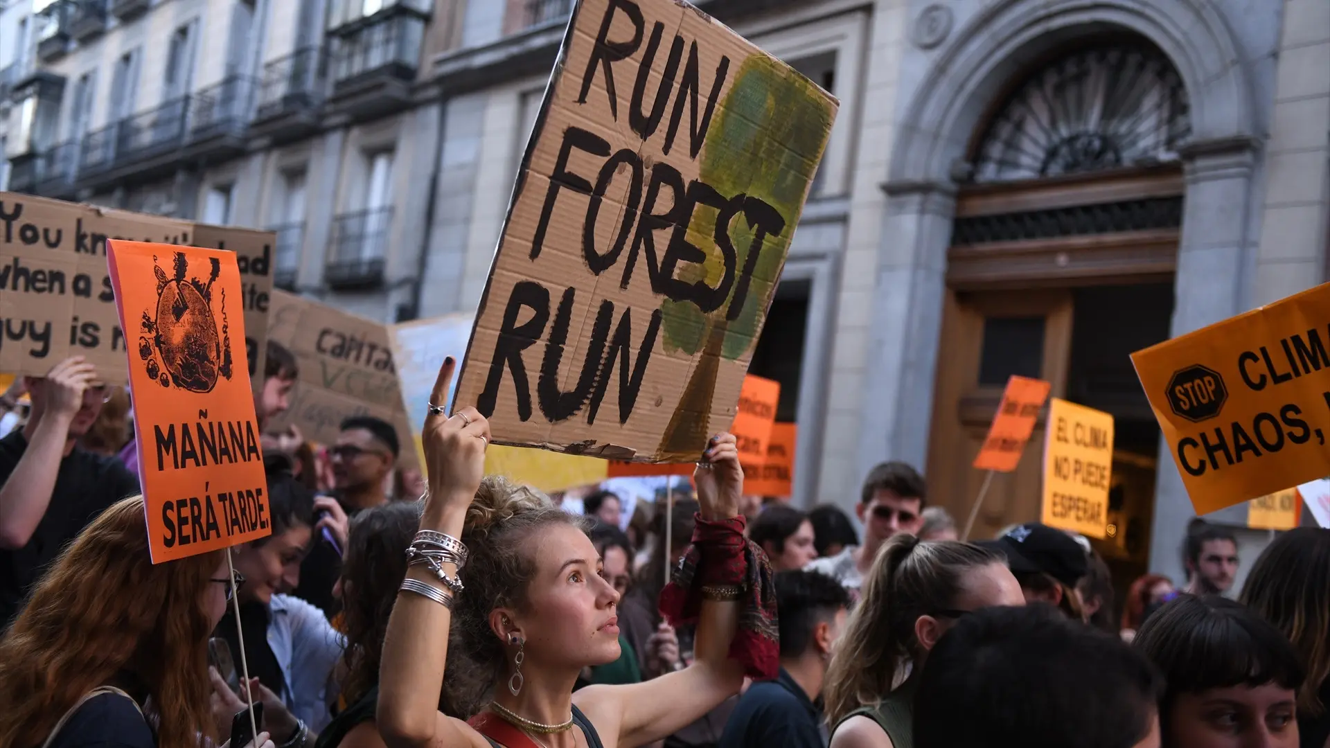 El 90% de los jóvenes se dice preocupado por el cambio climático y la mitad ha cambiado hábitos para reducir su impacto ambiental
