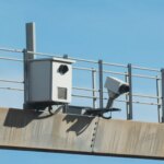 El radar de Galicia, que no solo controlará la velocidad (cinturón, líneas continuas, móvil…), ¿dónde se encuentra?