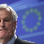 La situación en Francia es «muy grave» y el primer ministro no descarta una subida de impuestos a los ricos