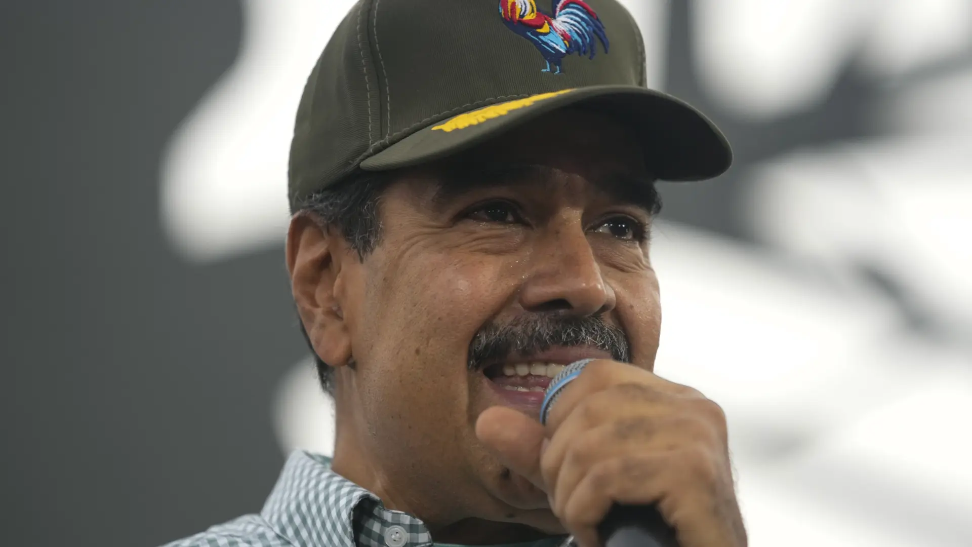 Maduro llama «terroristas» a los españoles detenidos por supuesto plan contra su Gobierno Maduro llama «terroristas» a los españoles detenidos por supuesto plan contra su Gobierno