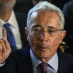 Expresidente Uribe lanzó fuertes críticas a la nueva reforma de la salud Expresidente Uribe lanzó fuertes críticas a la nueva reforma de la salud
