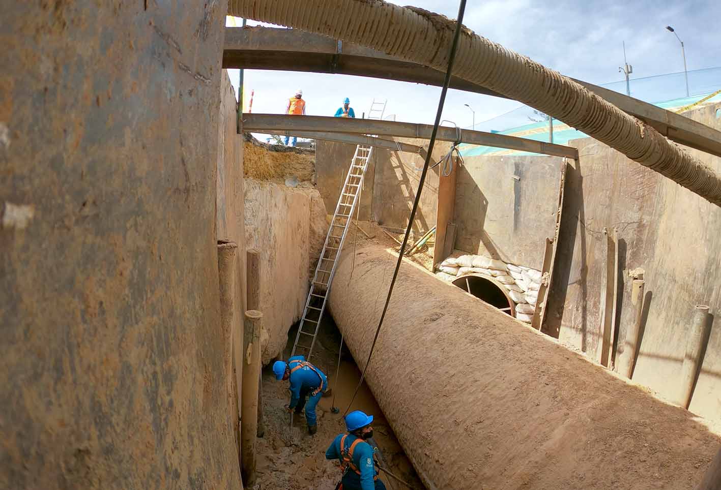 Ciudadanos no sufrirán por traslado de tuberías en obras: IDU lo confirmó