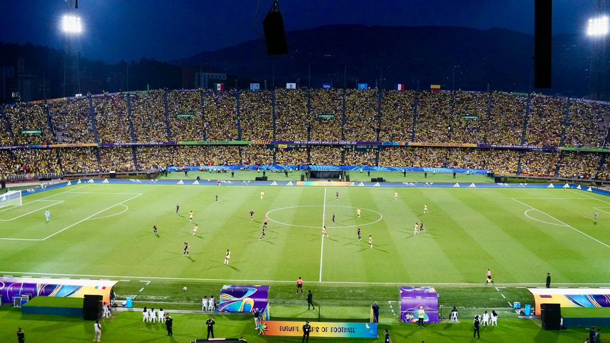 Medellín respaldó a la Selección Colombia Femenina en el Mundial sub 20 Medellín respaldó a la Selección Colombia Femenina en el Mundial sub 20