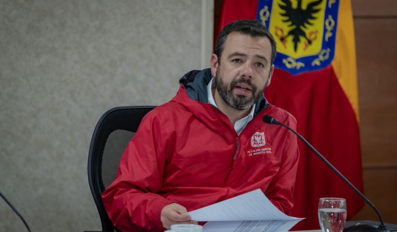 Galán aplaude cierre de diálogos con el ELN tras atentado en Arauca