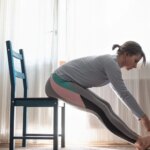 La rutina de ejercicios de un experto que puedes hacer sentado en una silla La rutina de ejercicios de un experto que puedes hacer sentado en una silla
