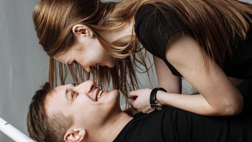 10 situaciones en las que puedes dudar de si quieres una relación cerrada o no