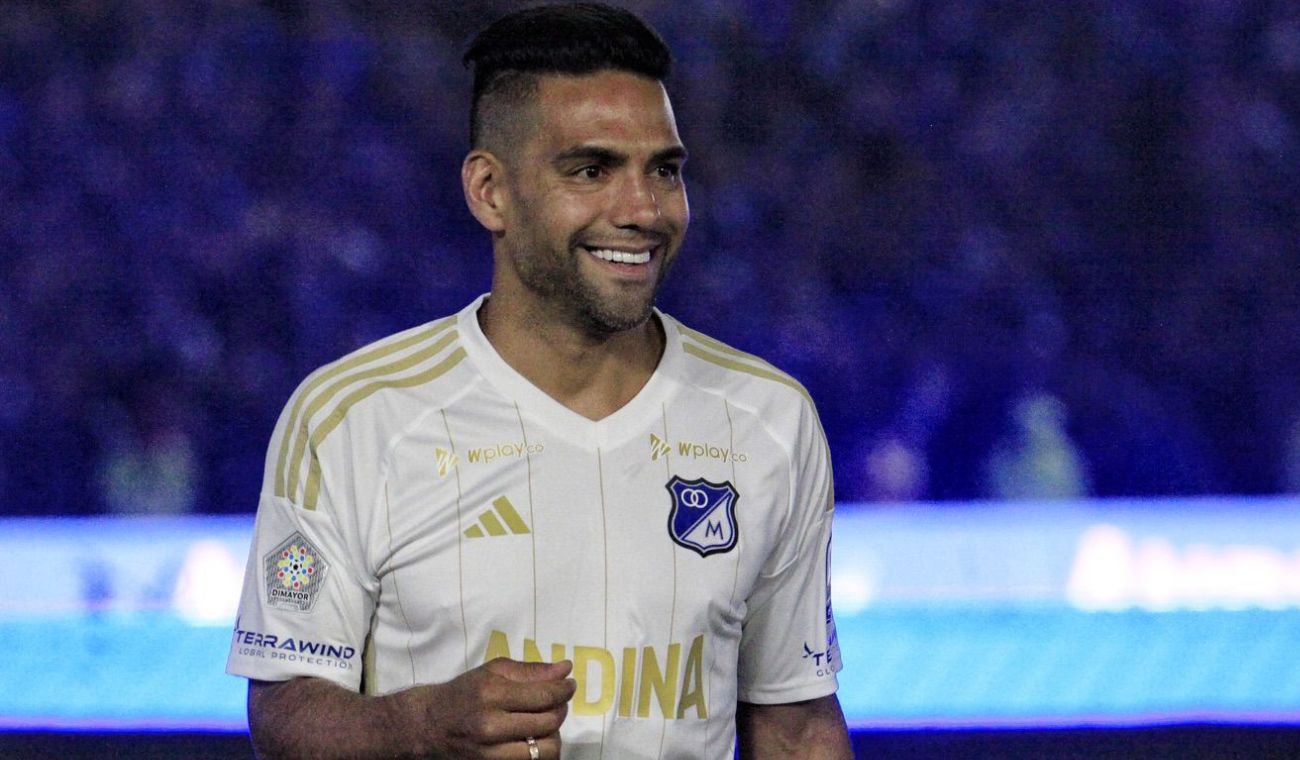 Gol histórico: Falcao marca su primer tanto con la camiseta ‘Embajadora’ Gol histórico: Falcao marca su primer tanto con la camiseta ‘Embajadora’