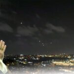 Cómo fue el ataque de 200 misiles que Irán lanzó a Israel por la muerte de los líderes de Hezbolá y Hamás