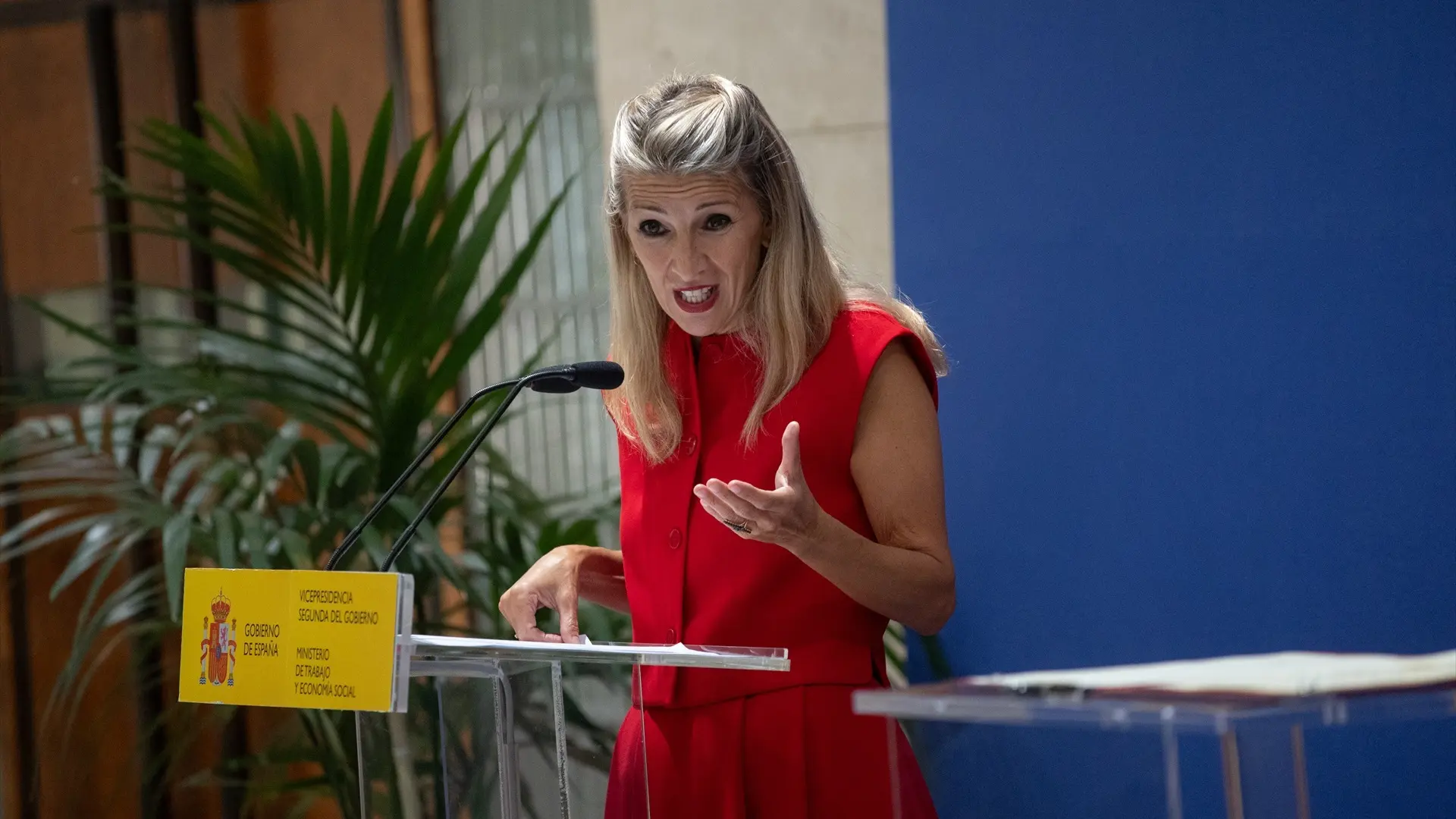 Yolanda Díaz advierte de que no va a consentir «ninguna variación ni desvirtuación» en las bajas laborales
