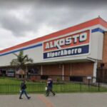 Alkosto vende torre de sonido a mitad de precio: es de marca famosa