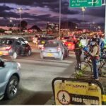 Calle 80 colapsada una vez más: ciudadanos atrapados en monumental trancón