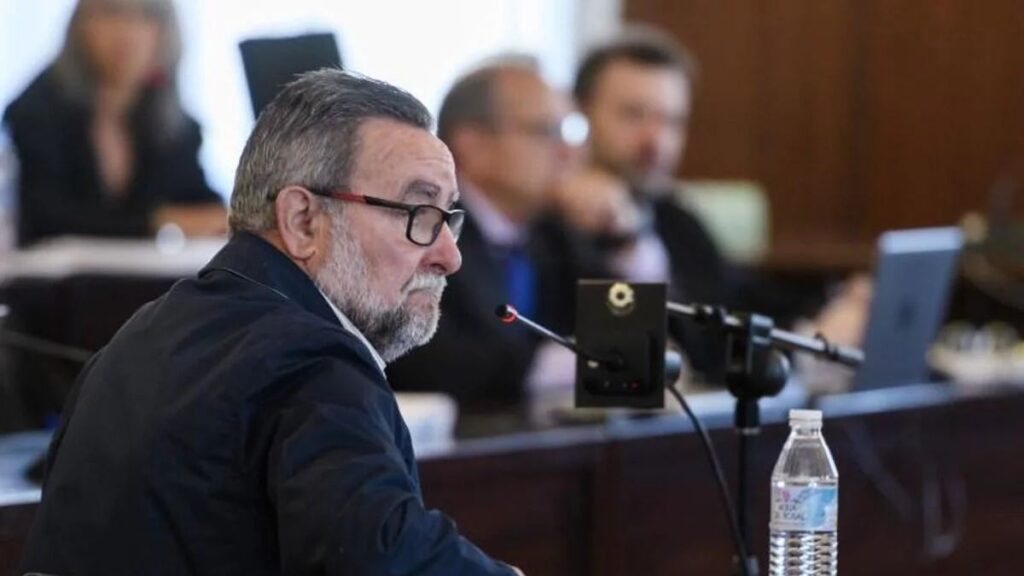 Condenan a tres años de cárcel y una multa de 50 millones al ex secretario general de UGT Andalucía