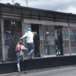 TransMilenio se cansa de los colados y toma acciones contundentes