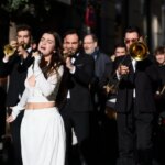 Amaia Romero despide por todo lo alto el año en 'La Revuelta': estrena canción y desfile multitudinario Amaia Romero despide por todo lo alto el año en 'La Revuelta': estrena canción y desfile multitudinario