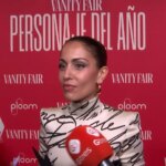 Hiba Abouk confirma su relación con Antonio Revilla publicando un apasionado beso en sus redes