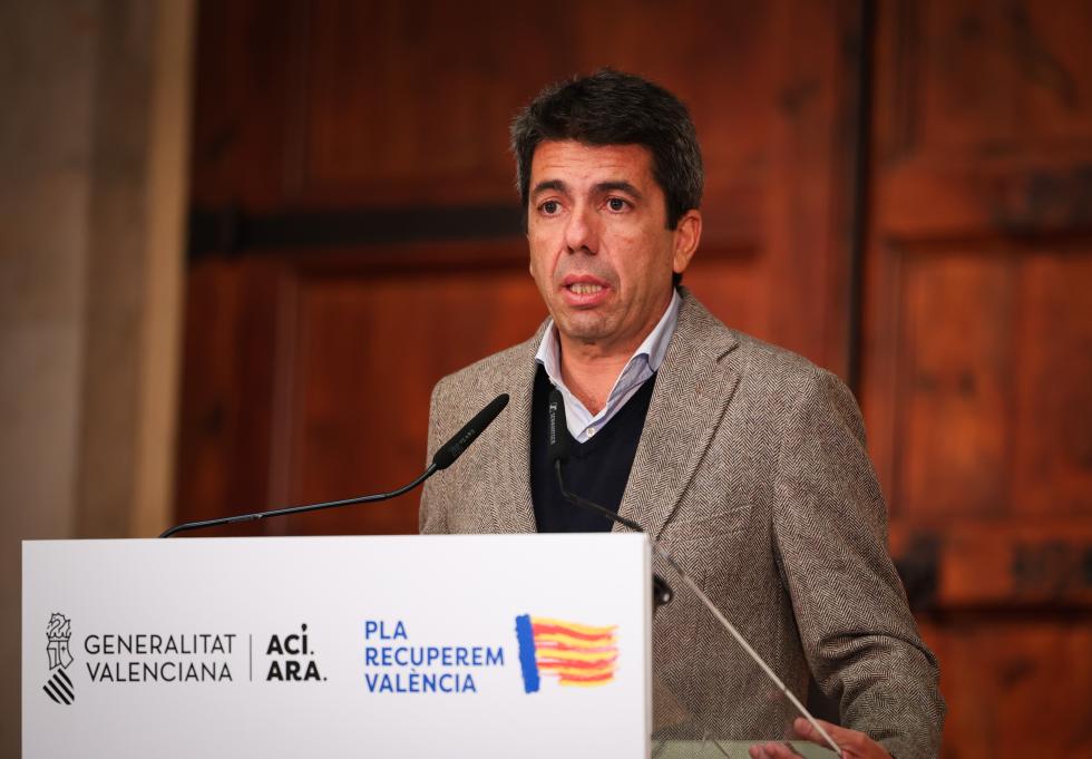 Mazón urge a Sánchez a aprobar ya el Fondo de Liquidez con 3.000 millones para servicios sociales Mazón urge a Sánchez a aprobar ya el Fondo de Liquidez con 3.000 millones para servicios sociales