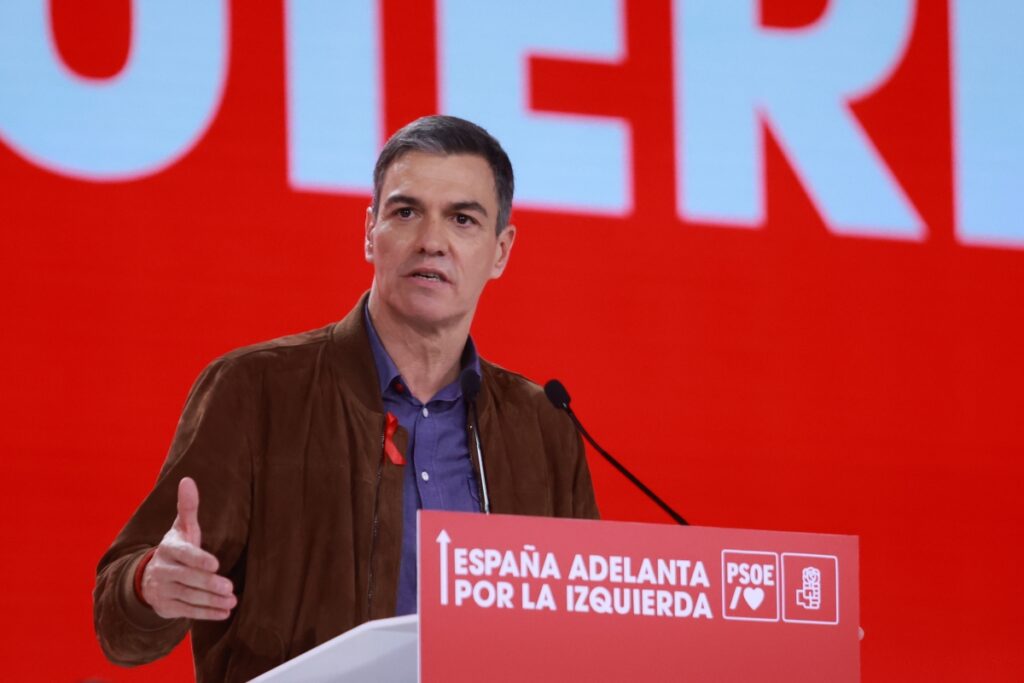 Moncloa miente en sus argumentarios internos: el hermano de Sánchez no se ha sometido a una comisión de investigación Moncloa miente en sus argumentarios internos: el hermano de Sánchez no se ha sometido a una comisión de investigación