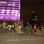 Ciclovía nocturna: Conductores en alerta por trancón masivo