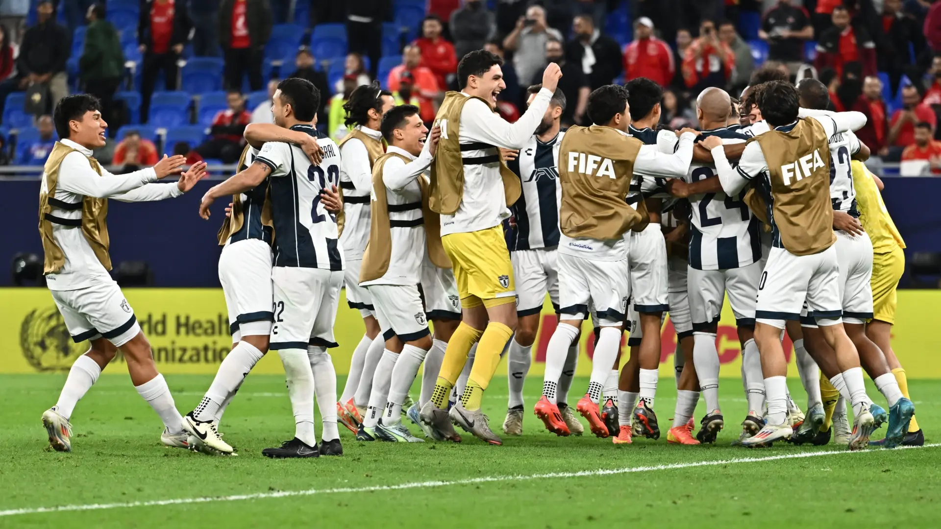 el Pachuca gana en los penaltis y se cita con el campeón de Europa el Pachuca gana en los penaltis y se cita con el campeón de Europa