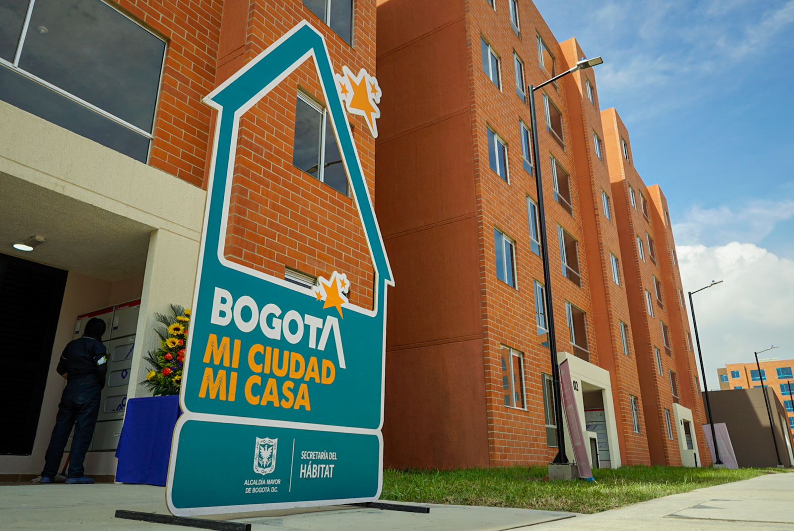 Bogotá cumple con Oferta Preferente: presenta 5 subsidios para 2025