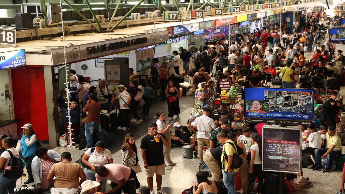 Noticias Medellín: Unos 700 mil viajeros pasarían por las terminales Noticias Medellín: Unos 700 mil viajeros pasarían por las terminales