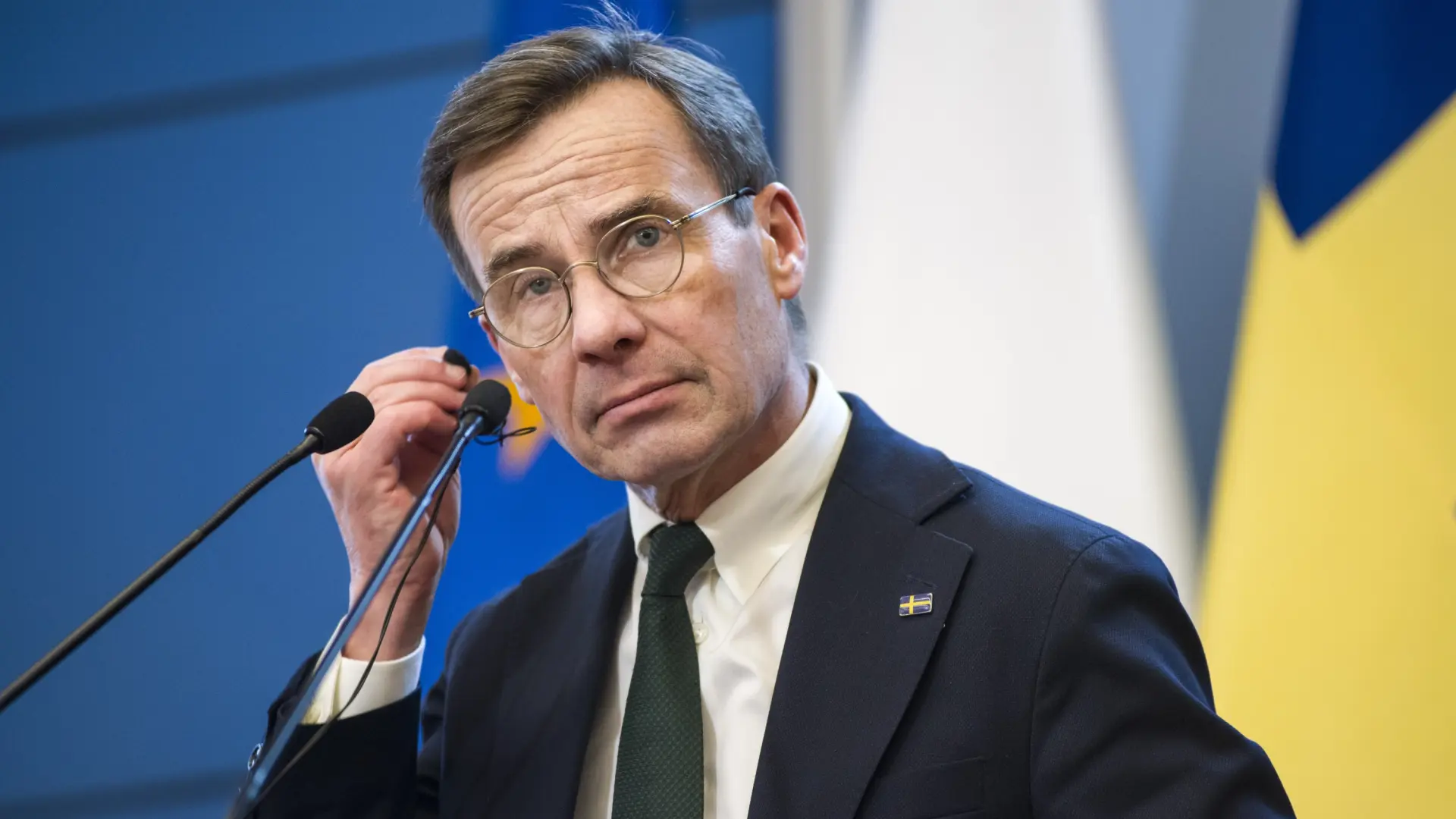 El primer ministro sueco advierte de que el país «no está en guerra, pero tampoco está en paz» El primer ministro sueco advierte de que el país «no está en guerra, pero tampoco está en paz»