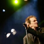 «Está preguntando por la gira»