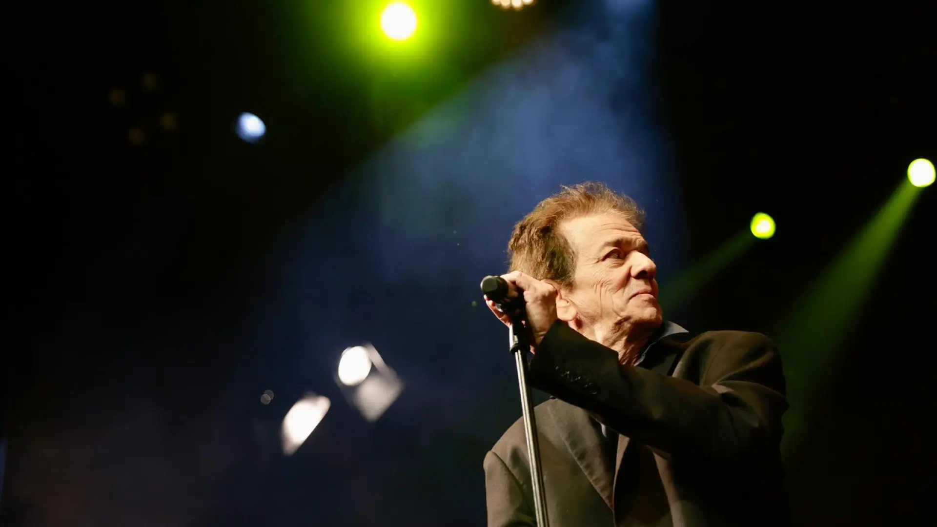 «Está preguntando por la gira» «Está preguntando por la gira»