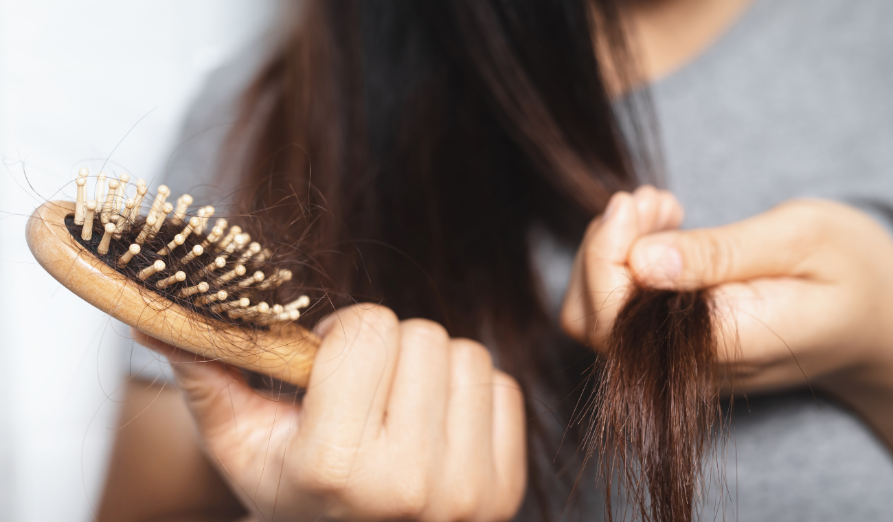 ¿Cómo evitar la caída del cabello y mantenerlo sano?