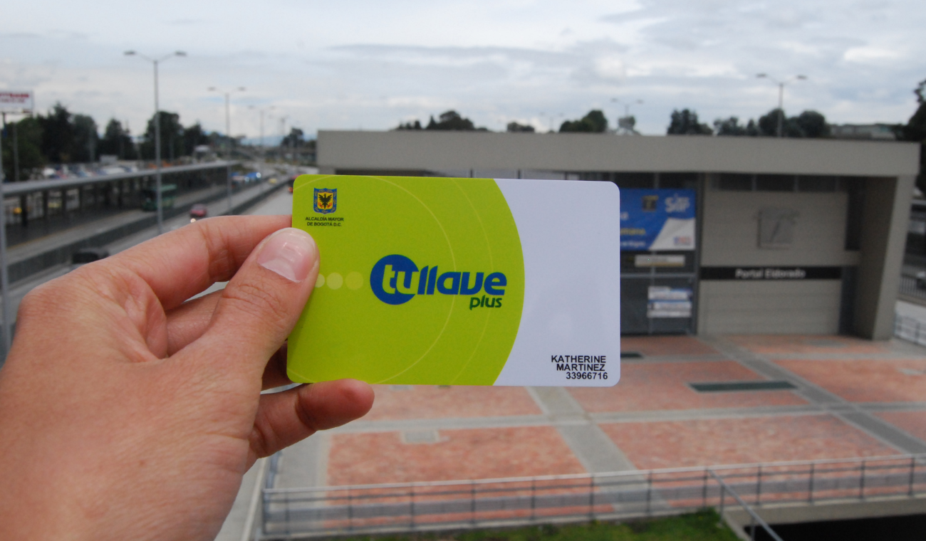 Personalice tarjeta TuLlave: no pague de más con el aumento de TransMilenio Personalice tarjeta TuLlave: no pague de más con el aumento de TransMilenio