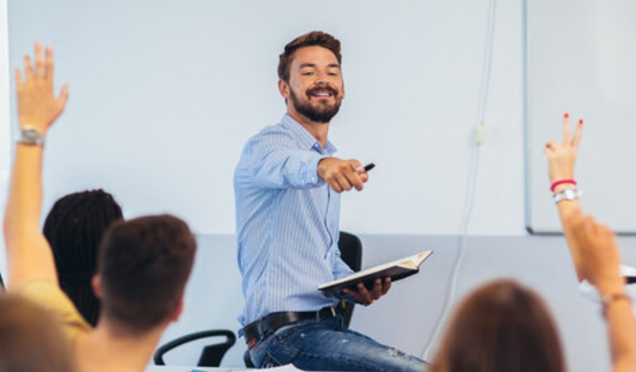 Plataforma «Maestro» lanza OFERTAS DE TRABAJO para PROFESORES