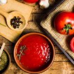 Esto es en lo que debes fijarte para comprar el tomate más saludable del supermercado según una nutricionista