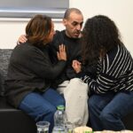 Malnutridos, como «supervivientes del Holocausto»: los familiares de los israelíes liberados por Hamás estallan Malnutridos, como «supervivientes del Holocausto»: los familiares de los israelíes liberados por Hamás estallan