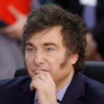 La crisis interna en Argentina obliga a Milei a suspender sus viajes a España e Israel