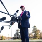 Un juez obliga a Trump a readmitir a miles de empleados públicos despedidos