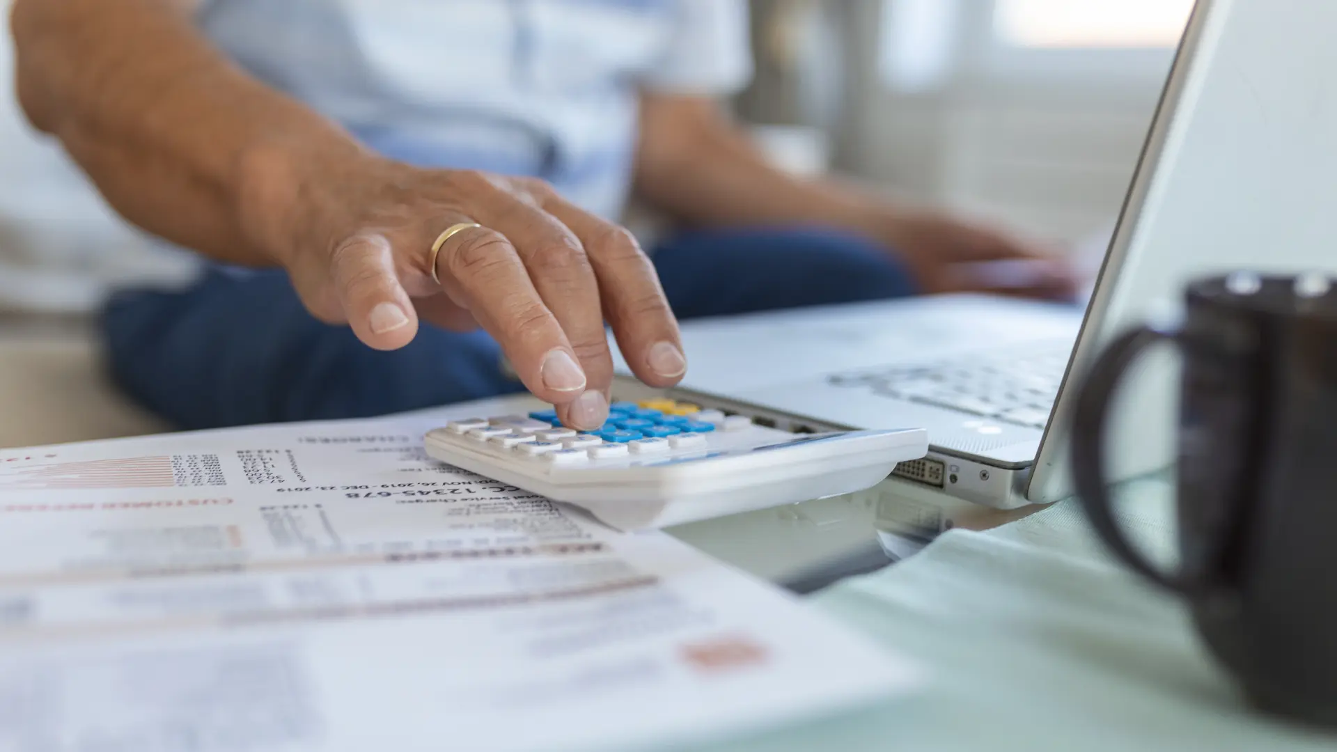 La inflación escala en febrero al 3% empujada por la factura de la luz tras la subida del IVA
