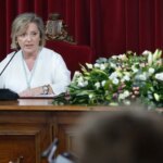 Muere Paula Alvarellos, alcaldesa de Lugo, tras el infarto que sufrió este viernes antes del pregón de Carnaval