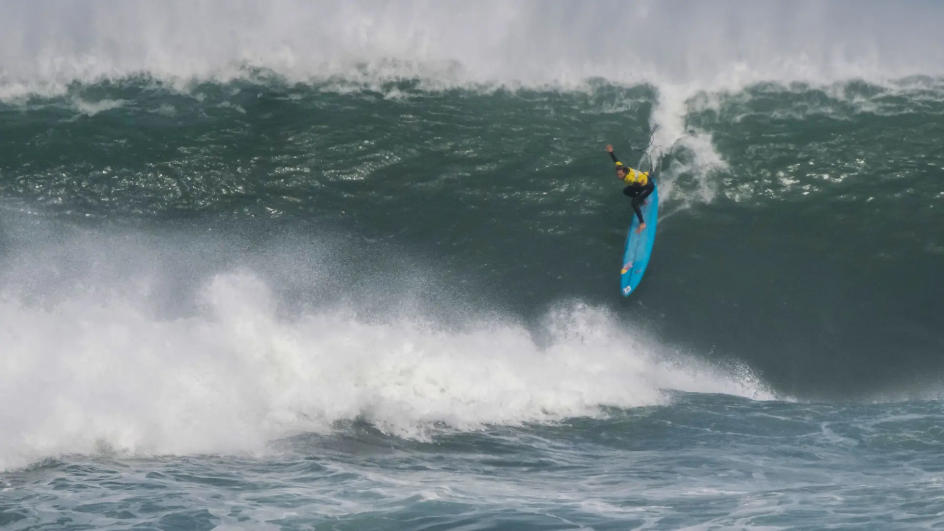 Regresa la ‘vaca Gigante’ el evento que reúne en España a surfistas de todo el mundo Regresa la ‘vaca Gigante’ el evento que reúne en España a surfistas de todo el mundo