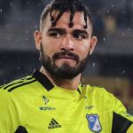 [VIDEO] ¡Insólito blooper! Montero se equivoca y Junior marca el gol