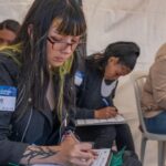 Mujeres podrán estudiar GRATIS en el extranjero: inscribirse es fácil
