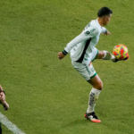 El futbolista James Rodríguez sigue desatando la locura en México El futbolista James Rodríguez sigue desatando la locura en México