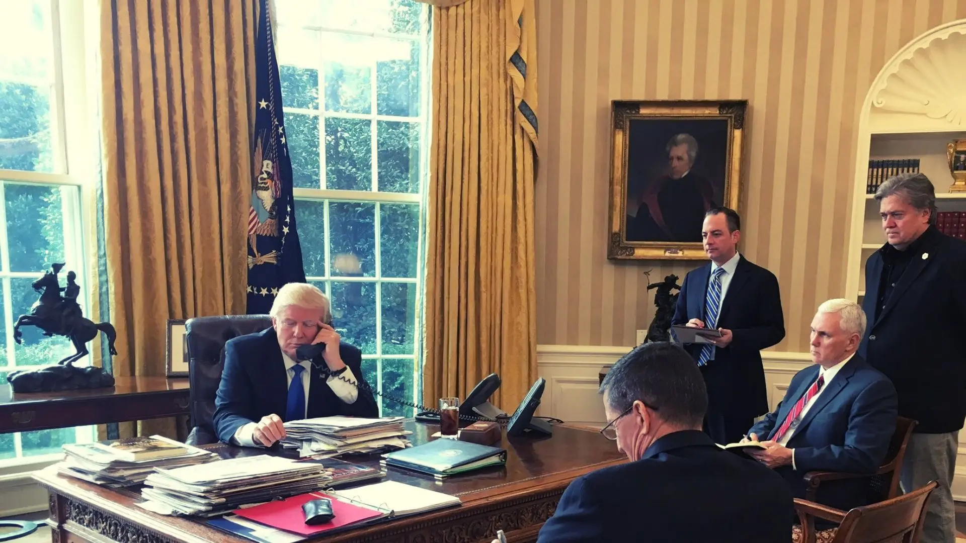 quién escucha y cómo se protegen las llamadas entre Trump y Putin quién escucha y cómo se protegen las llamadas entre Trump y Putin