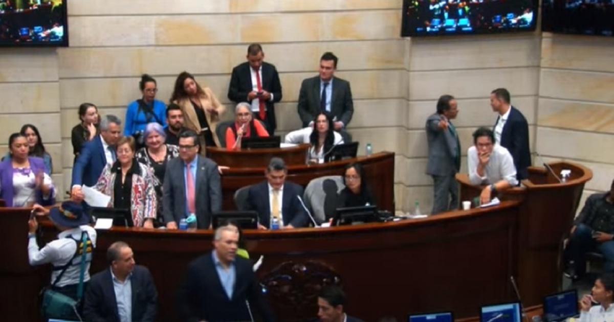 Noticias Colombia: ¿Consulta popular de Petro tendría mayorías en Senado? Noticias Colombia: ¿Consulta popular de Petro tendría mayorías en Senado?