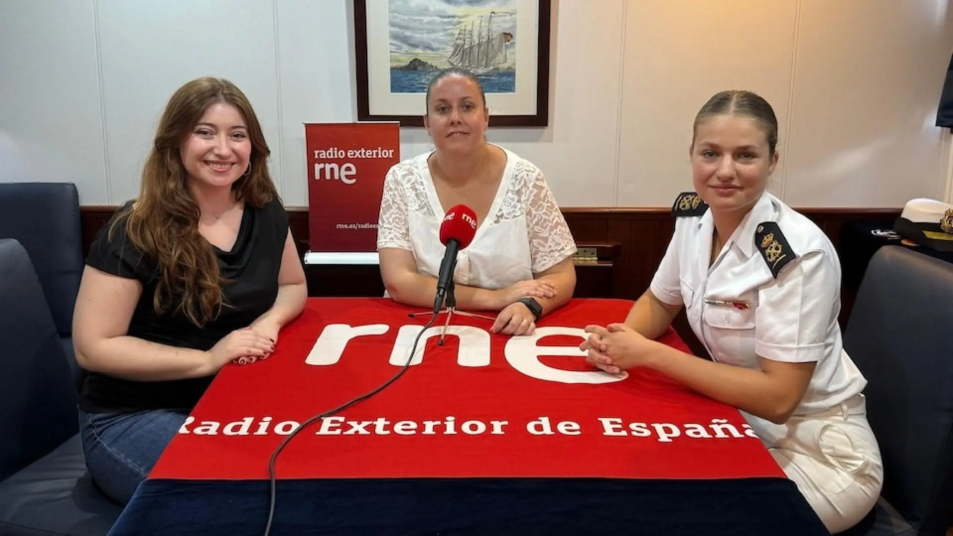 «Envío mi cariño a quienes están lejos de España» «Envío mi cariño a quienes están lejos de España»