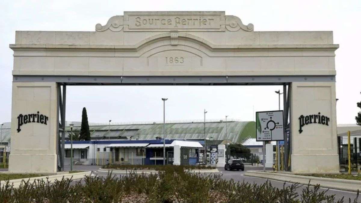 Perrier, ¿con "bacterias fecales"? Perrier, ¿con "bacterias fecales"?