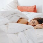 ¿Aguantas con pocas horas de sueño? Un nuevo estudio revela que podría deberse a una mutación genética