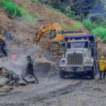 Noticias Medellín: Por lluvias, 250 personas adelantan labores de remoción