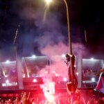 hasta 81 detenidos antes del final, coches incendiados…