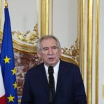 Bayrou, indignado con Von der Layen, declara la guerra a la Comisión por su cesión a Trump con los aranceles
